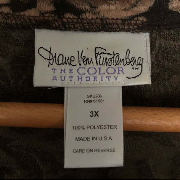 DIANE VON FURSTENBERG Button Up Jacquard Paisley Velvet Shirt - Picture 3 of 8